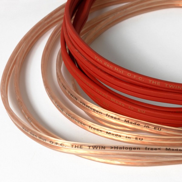 THE TWIN HALOGEN FREE BOB 200M